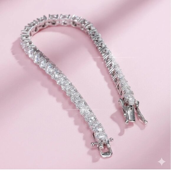 Diamond Tennis Bracelet, Exquisite Tennis Chain Inlaid with Synthetic Zirconia - Picture 5 of 7